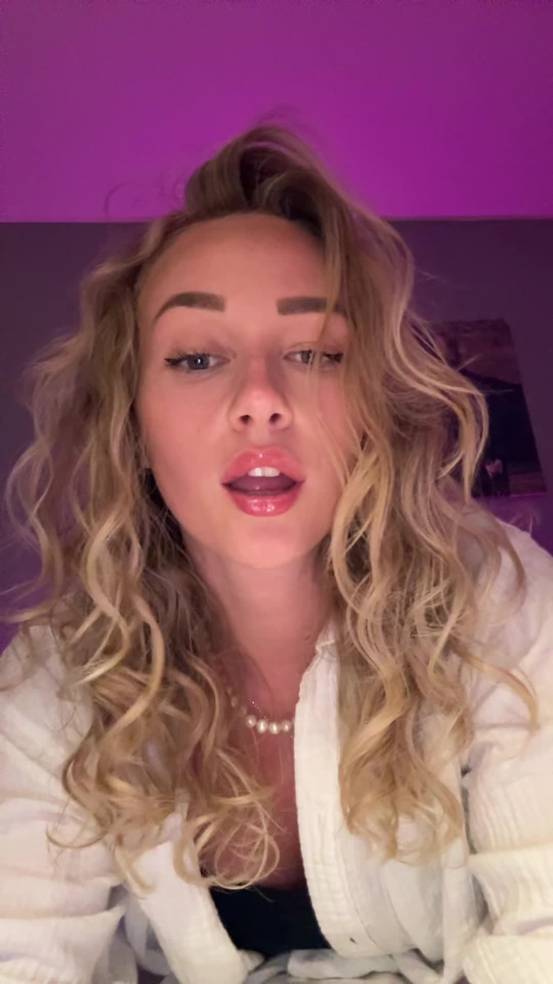 @natalie🦂