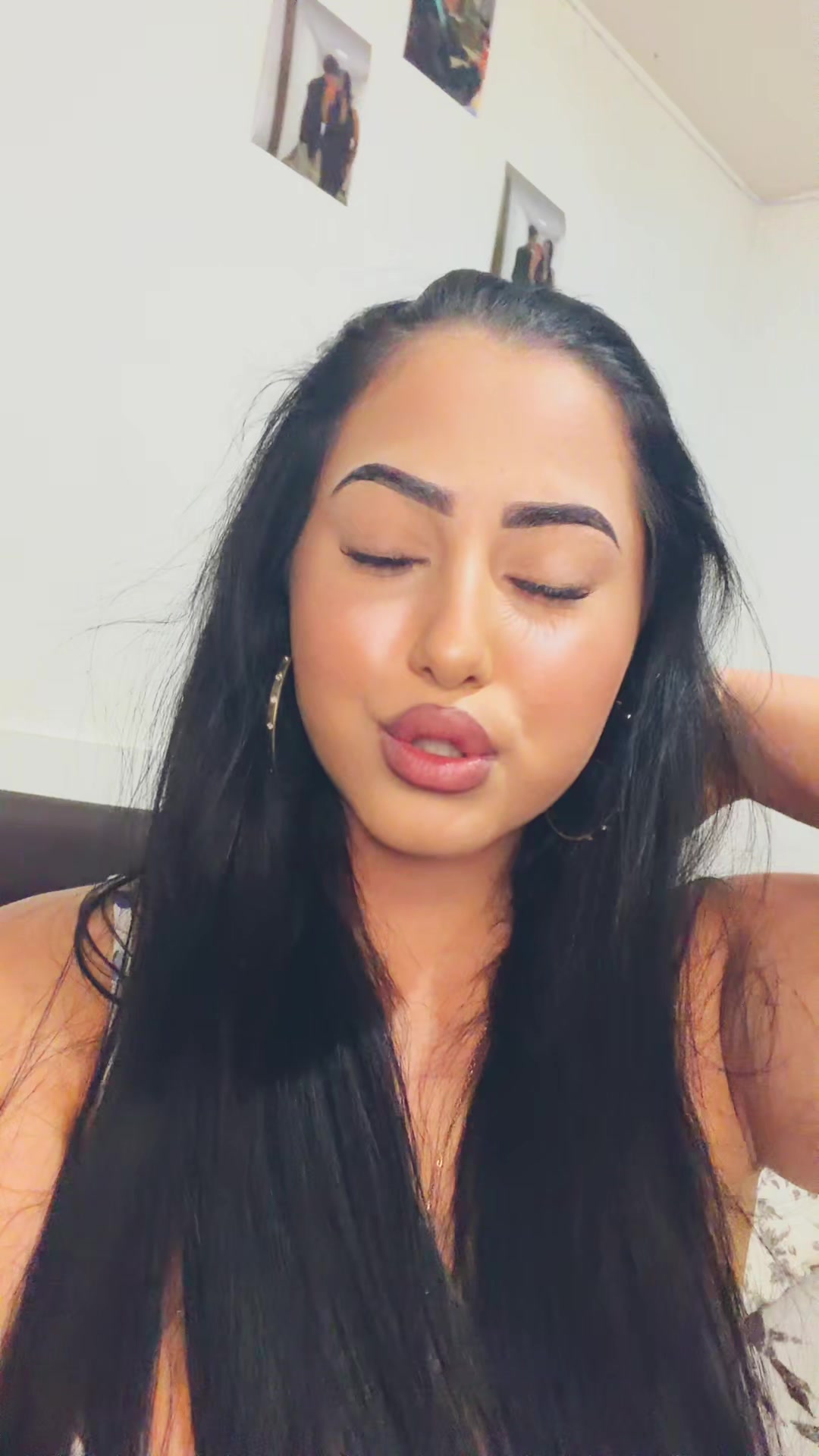 @Corinushh