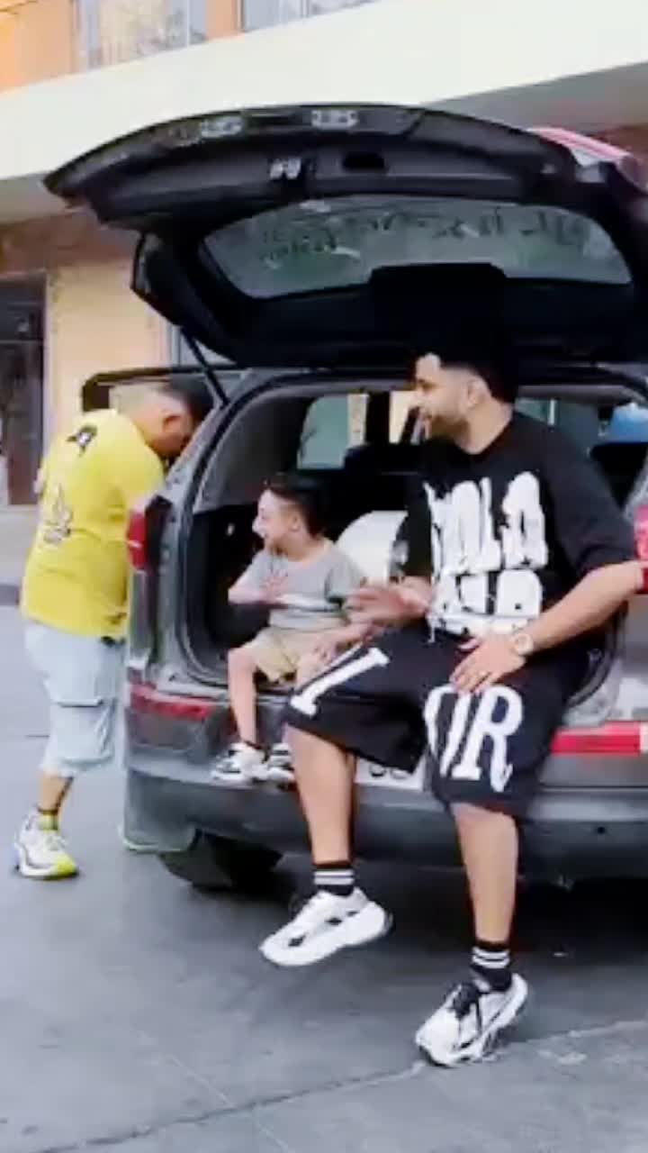 @AZIZ Al AZMAR