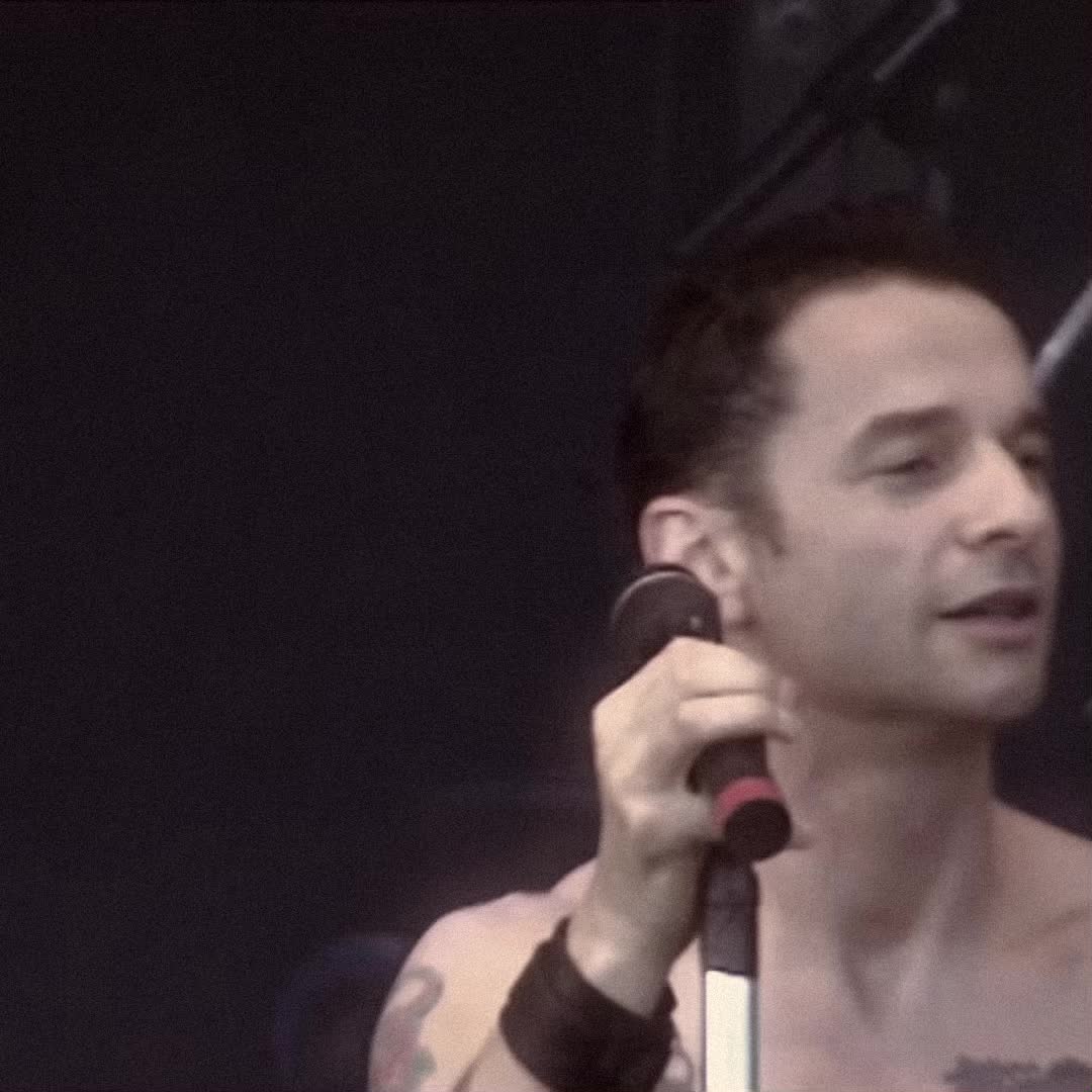 @_stripdepeche