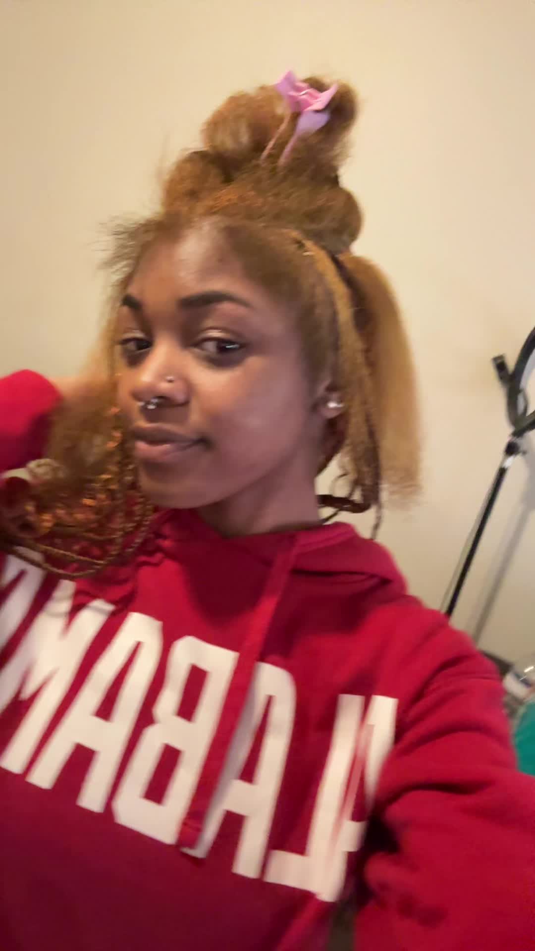 @taniyaa.