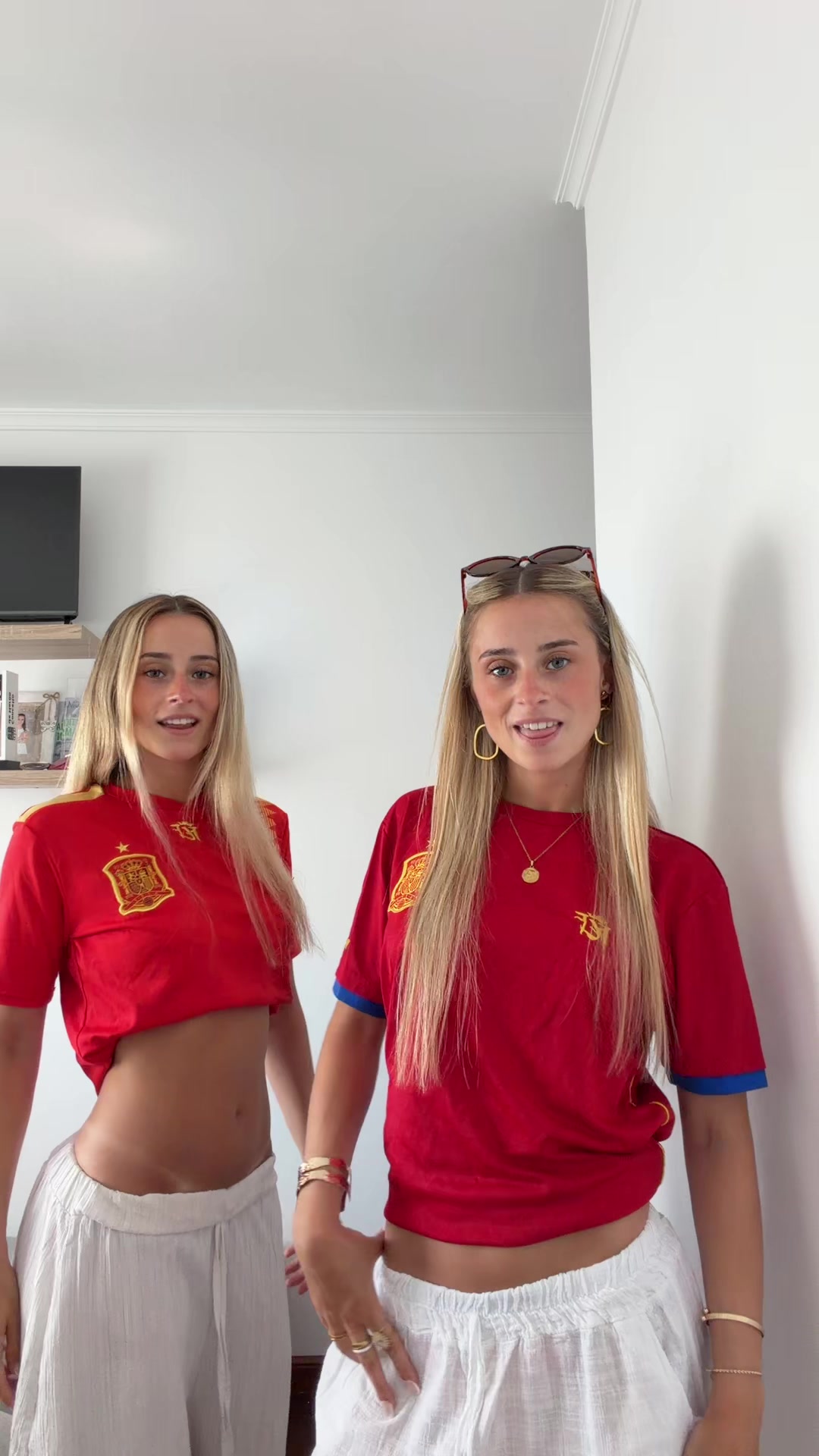 @luciaarivaas_