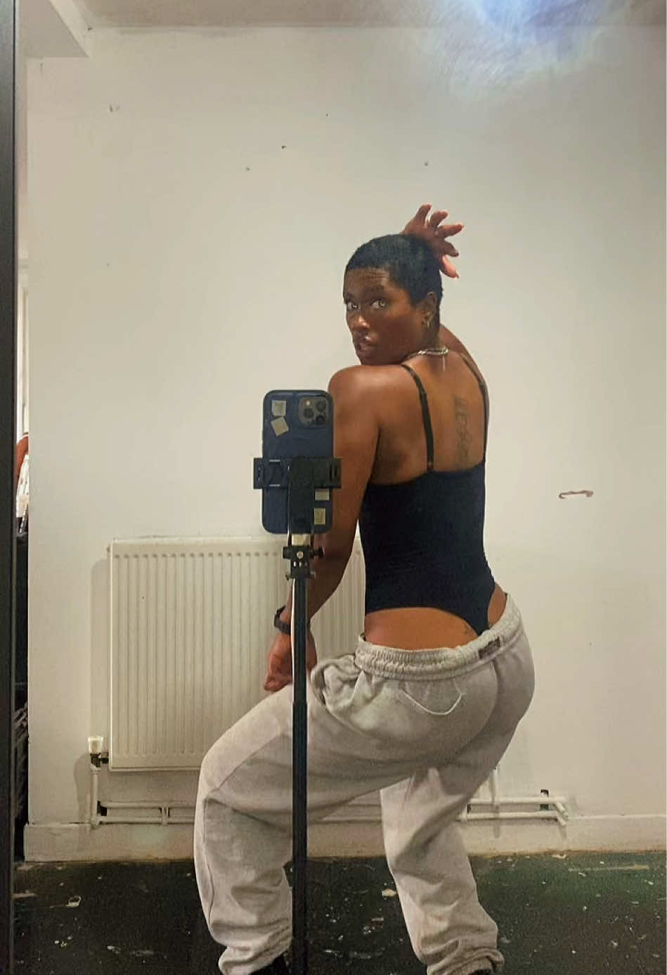 @TAÜRASTV
