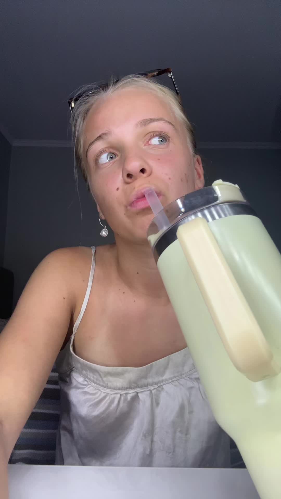 @bellaspammar