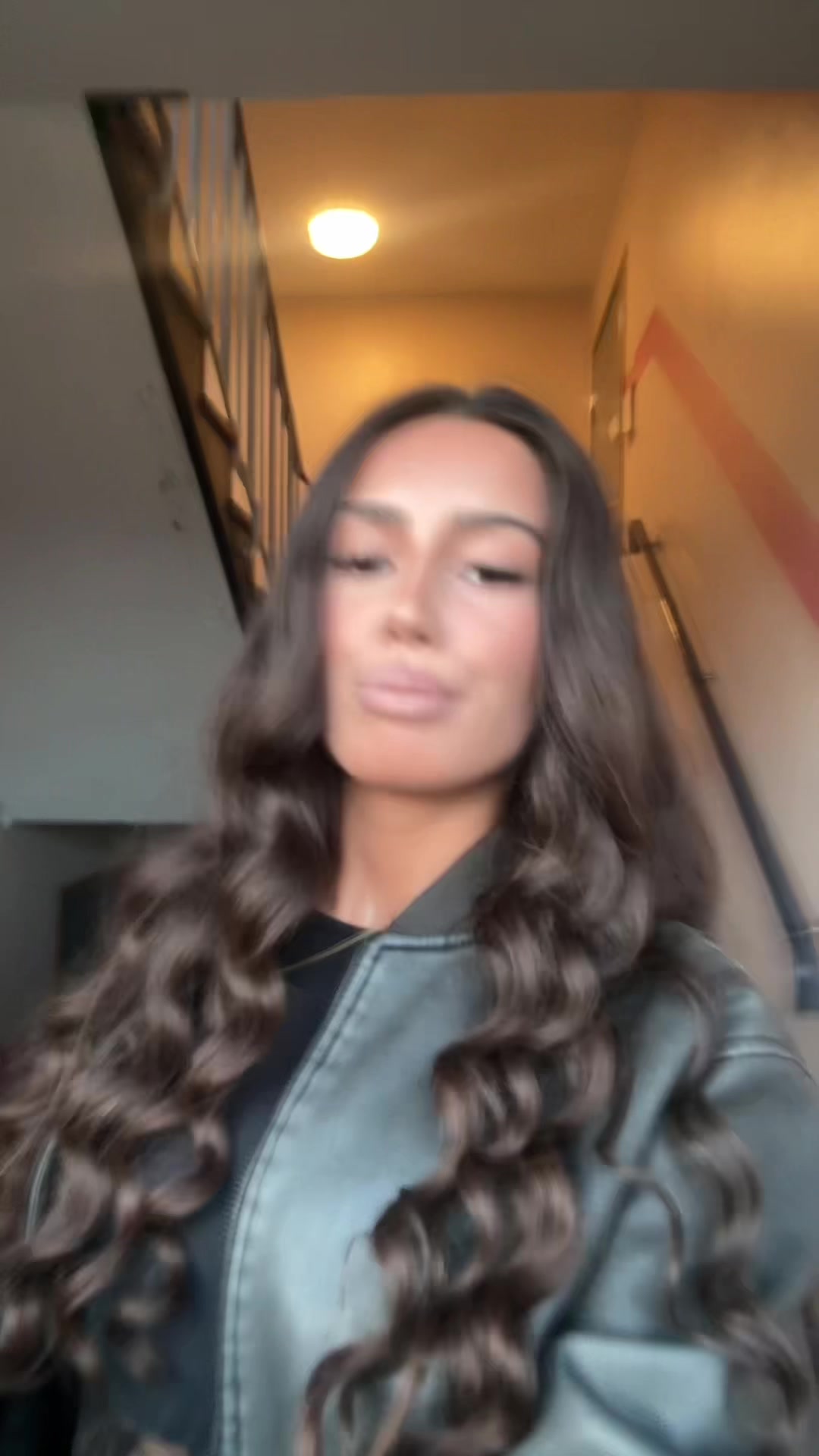 @ℰ