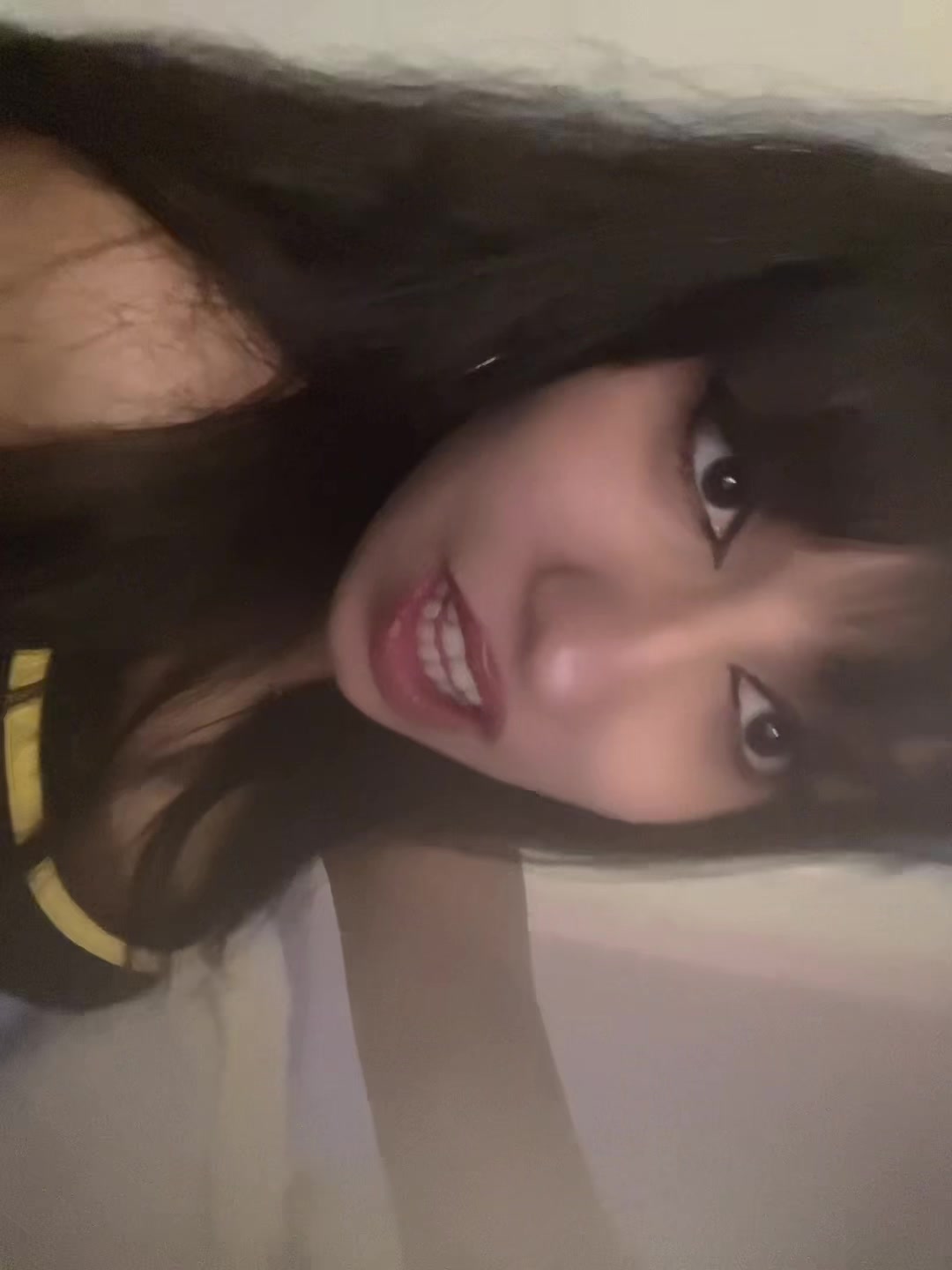 @🧛🏽♀️- mom