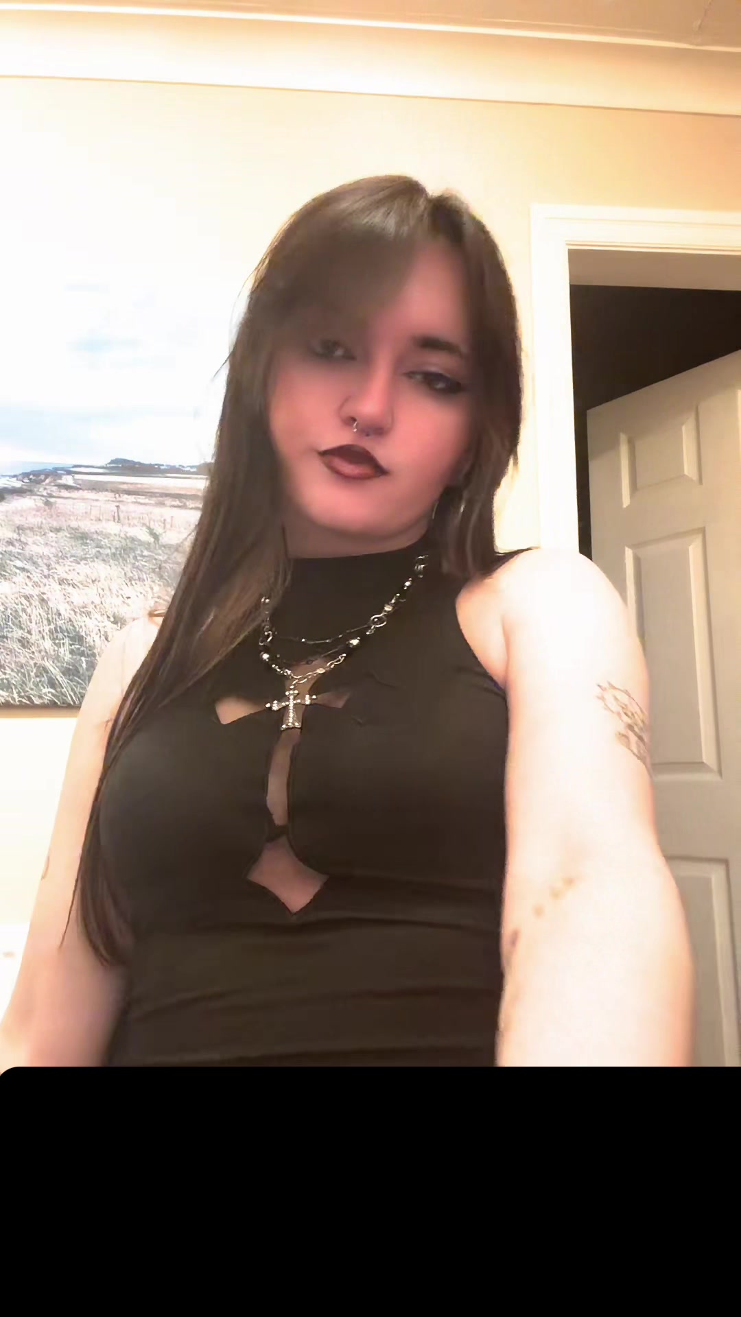 @evie (offline)