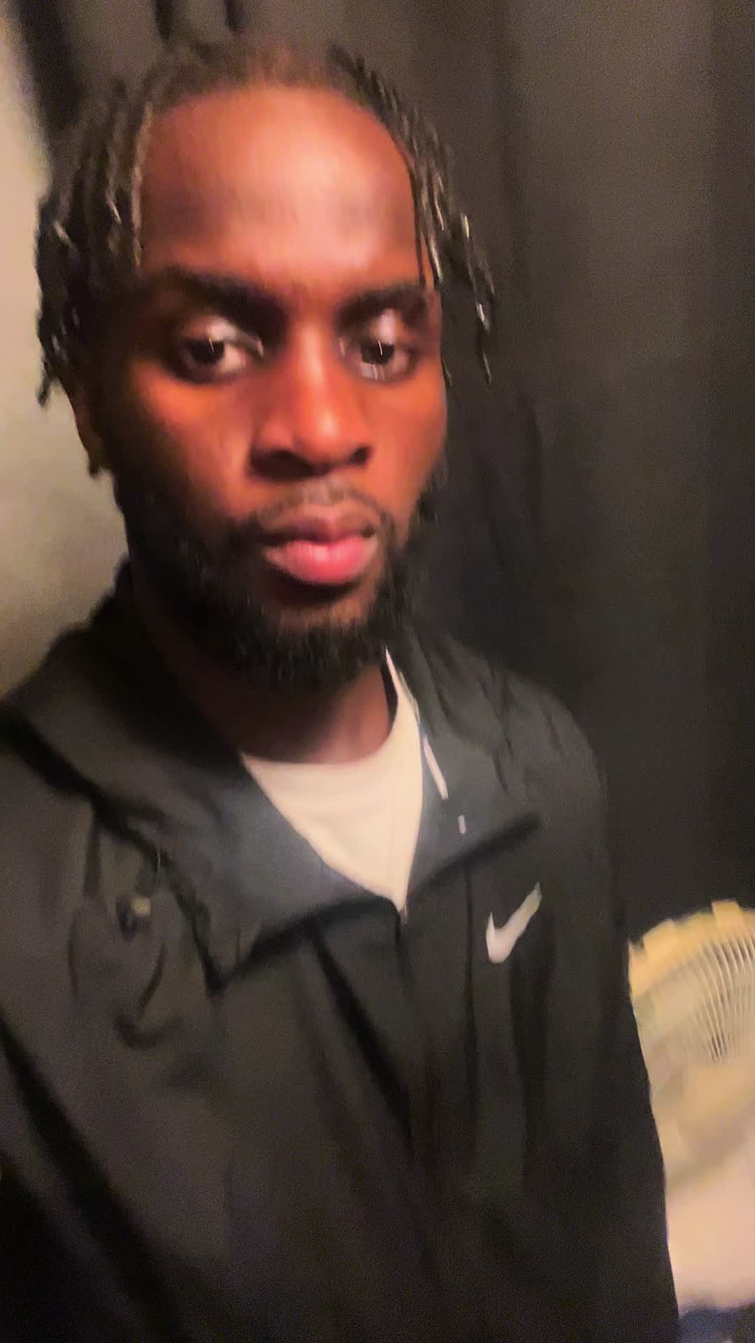 @mgkeepsitreal