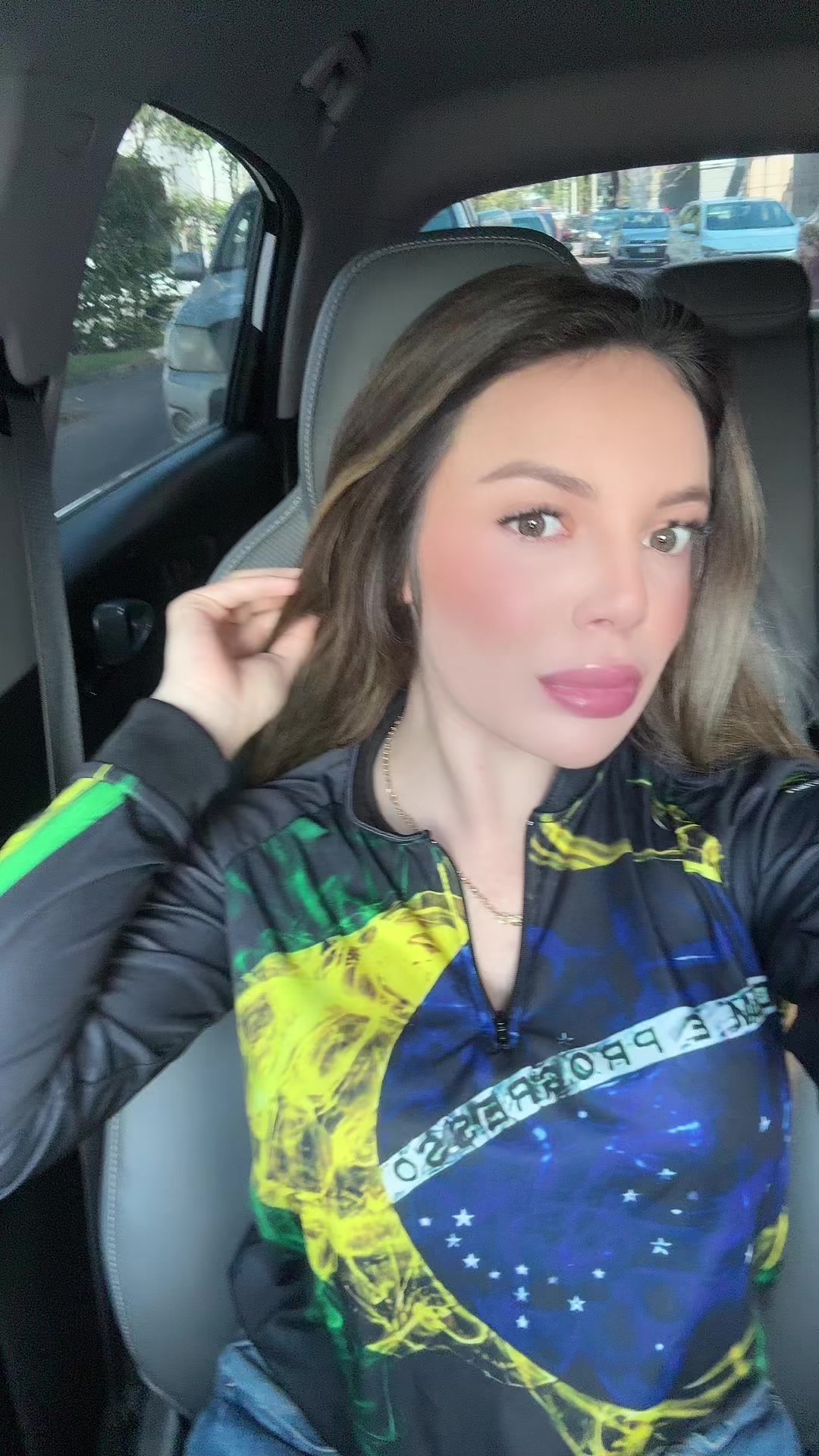 @Vitória Salazar