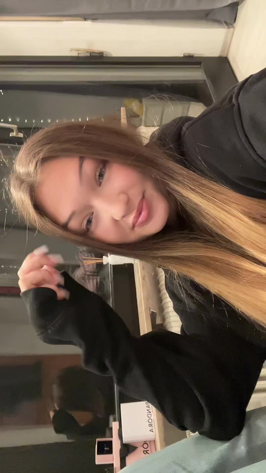 @𝔄𝔩𝔦𝔫𝔞