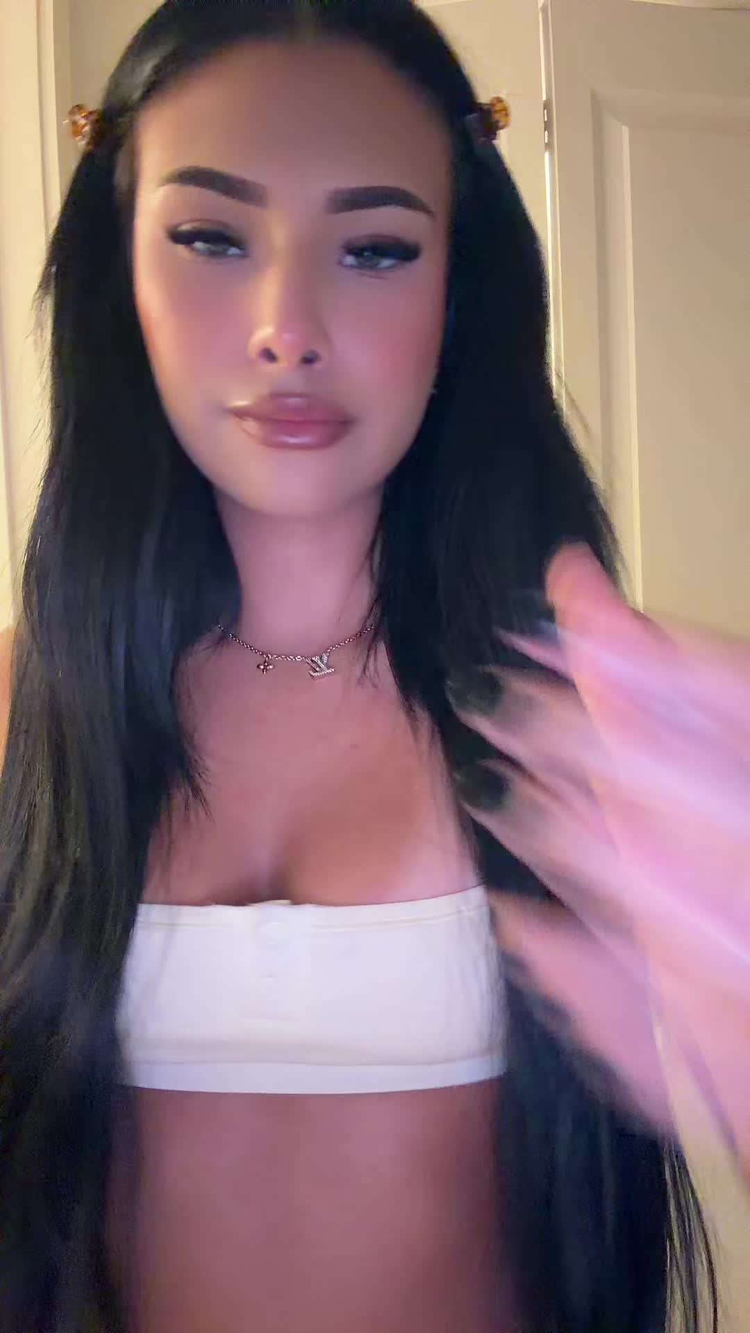 @badbitchmanu