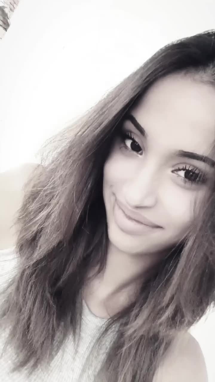 @🖤