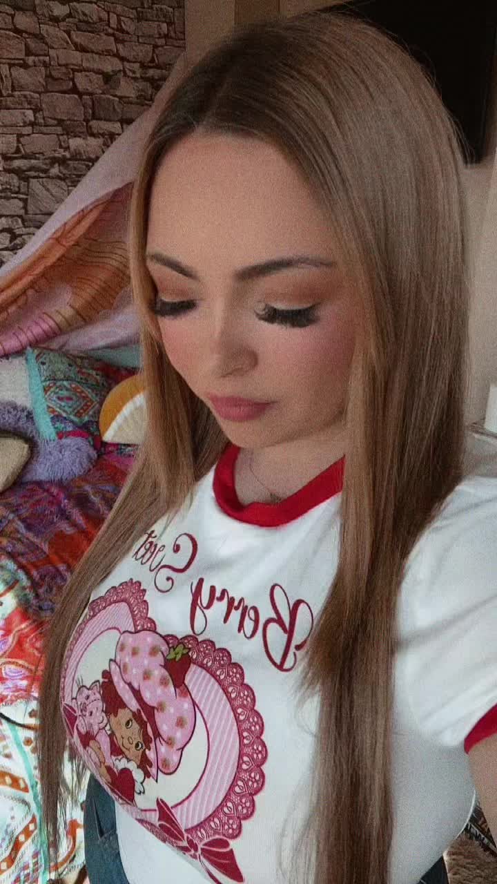 @𝖏𝖗𝖎𝖘𝖍𝖇𝖑𝖔𝖓𝖉𝖊❤️🖤❤️