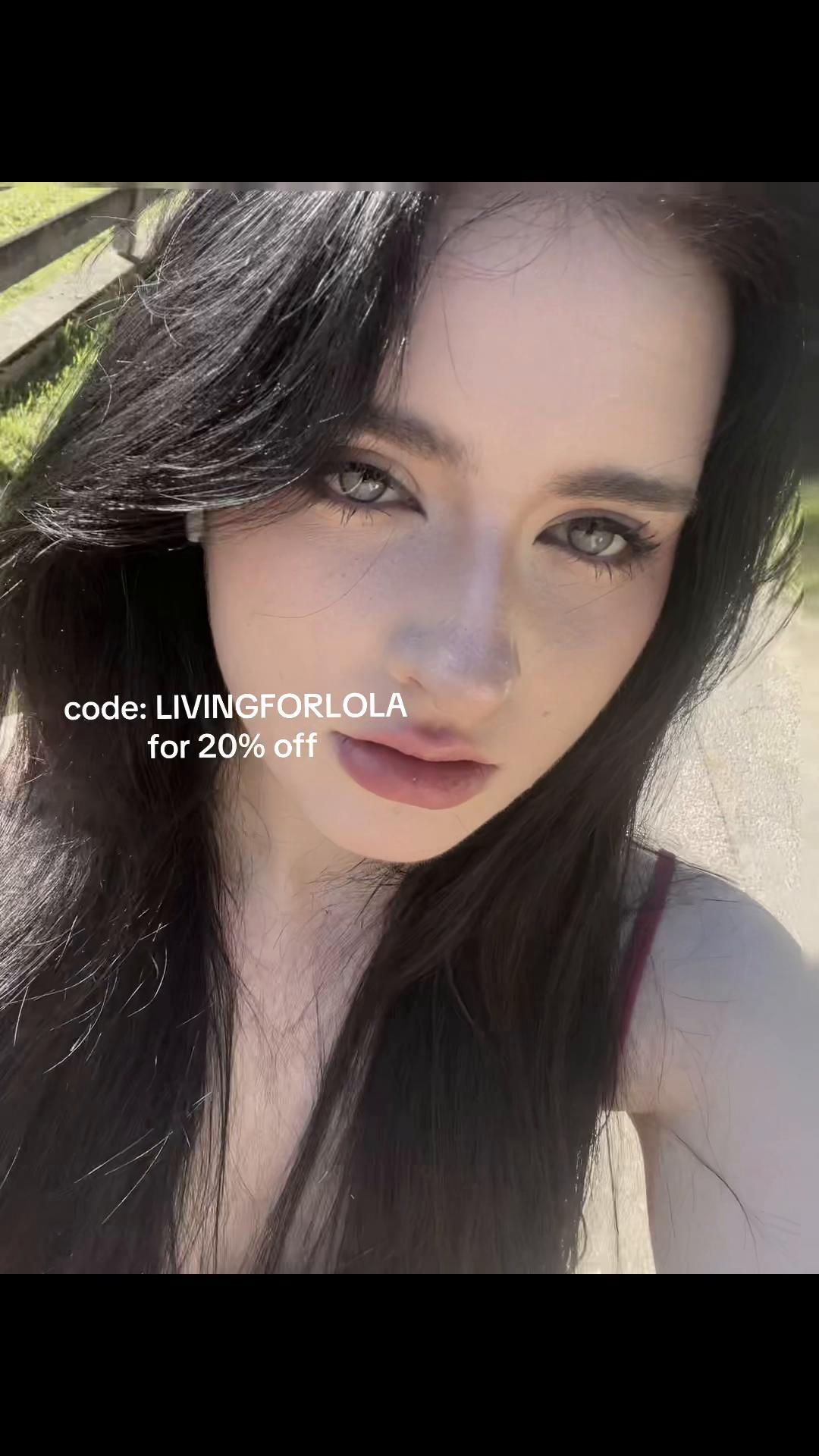 @livingforlola