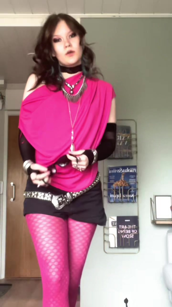 @Emi