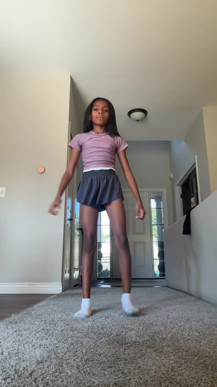 @ava123