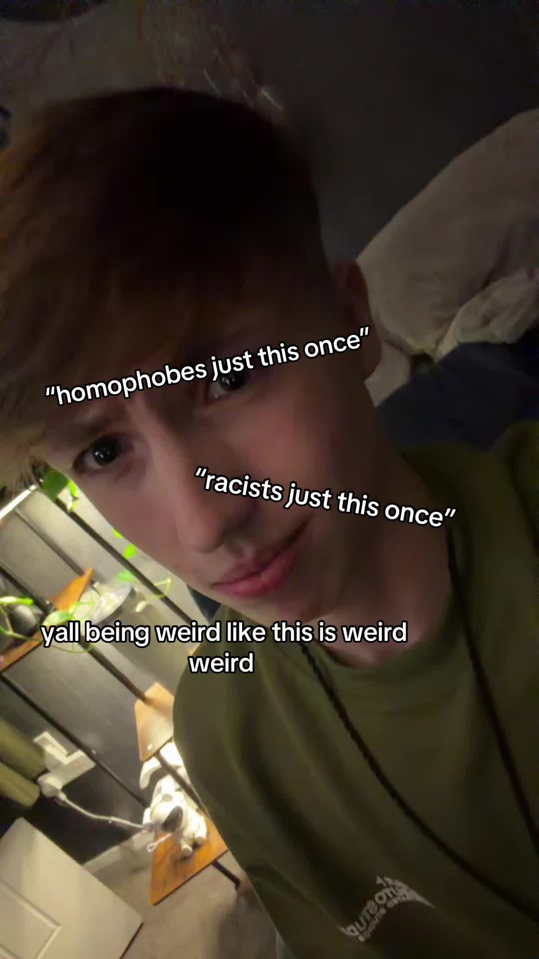 @Declan&deg;