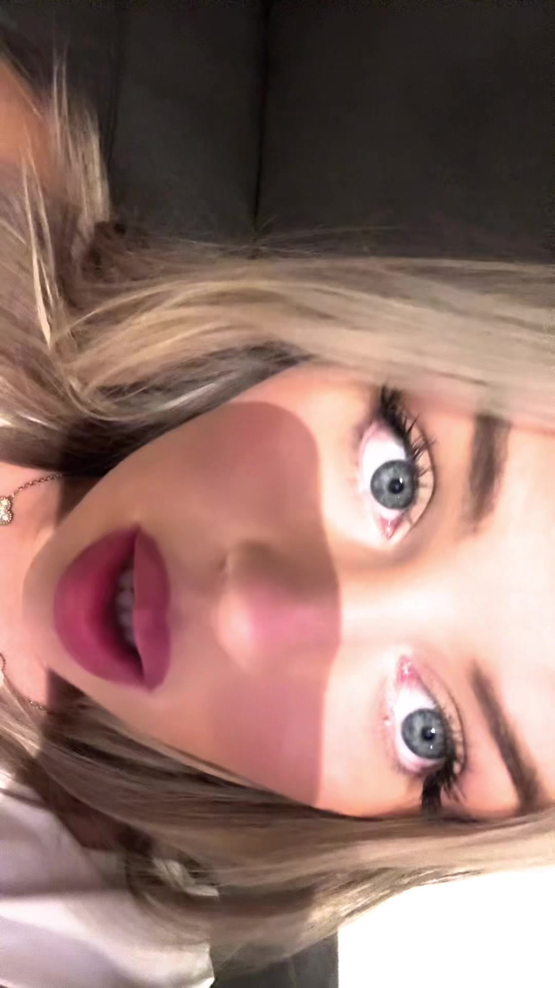 @Anuschka💖