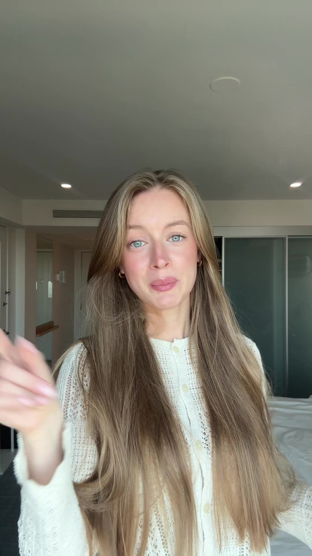@Ana