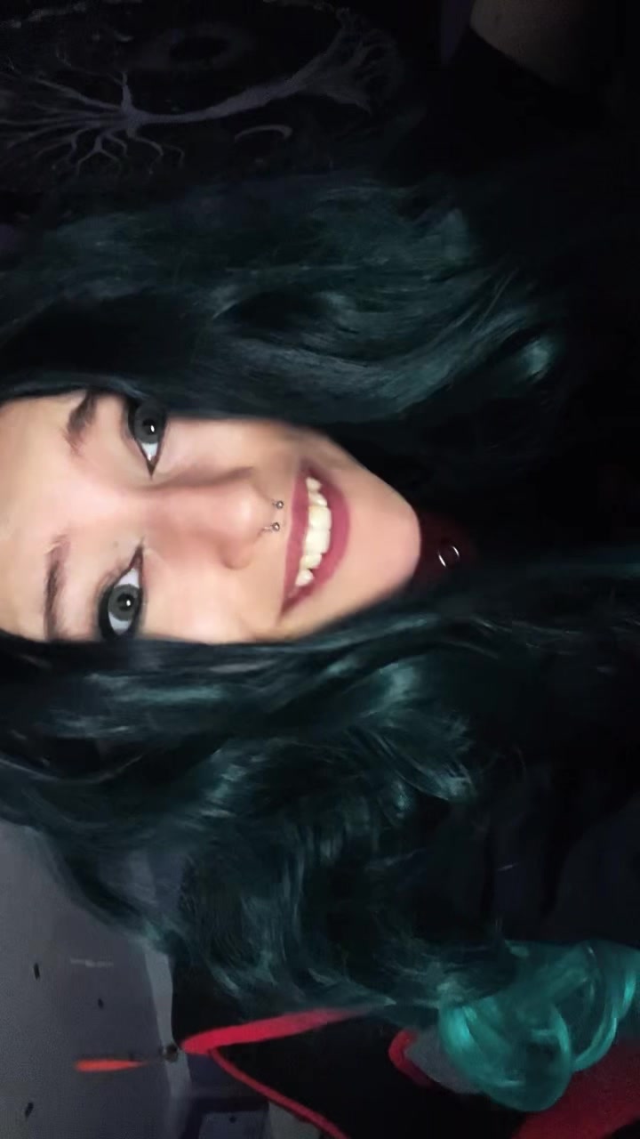@T<3
