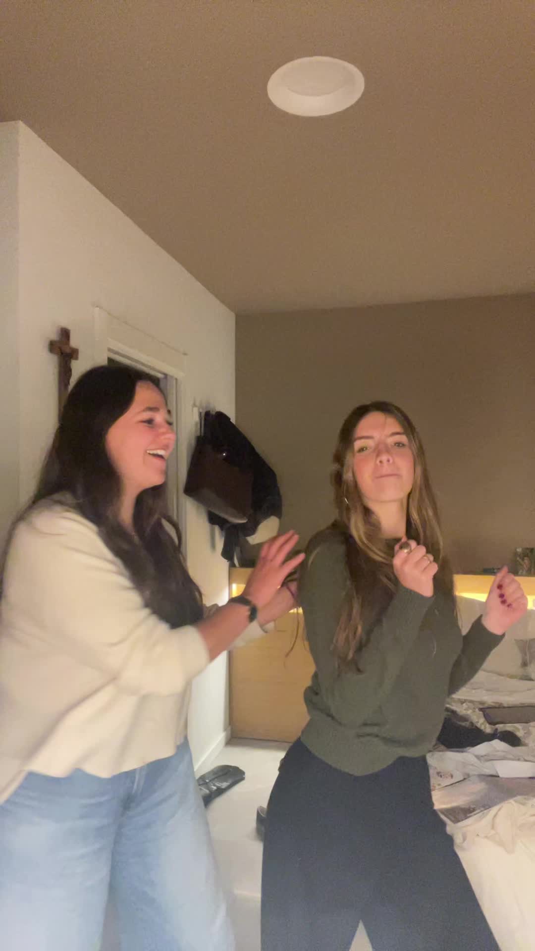 @meryyy