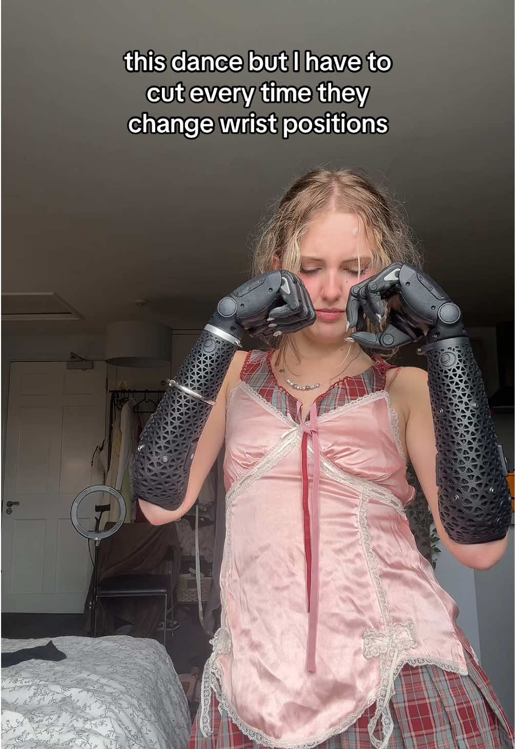 @tillylockey