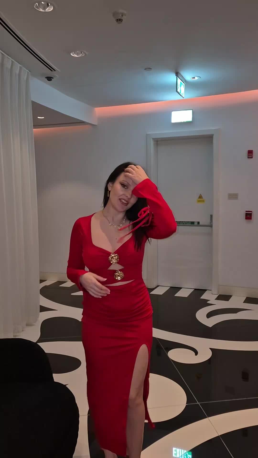 @Cristina Miruna