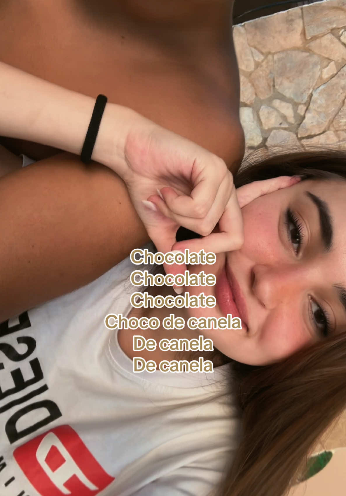 @🪩