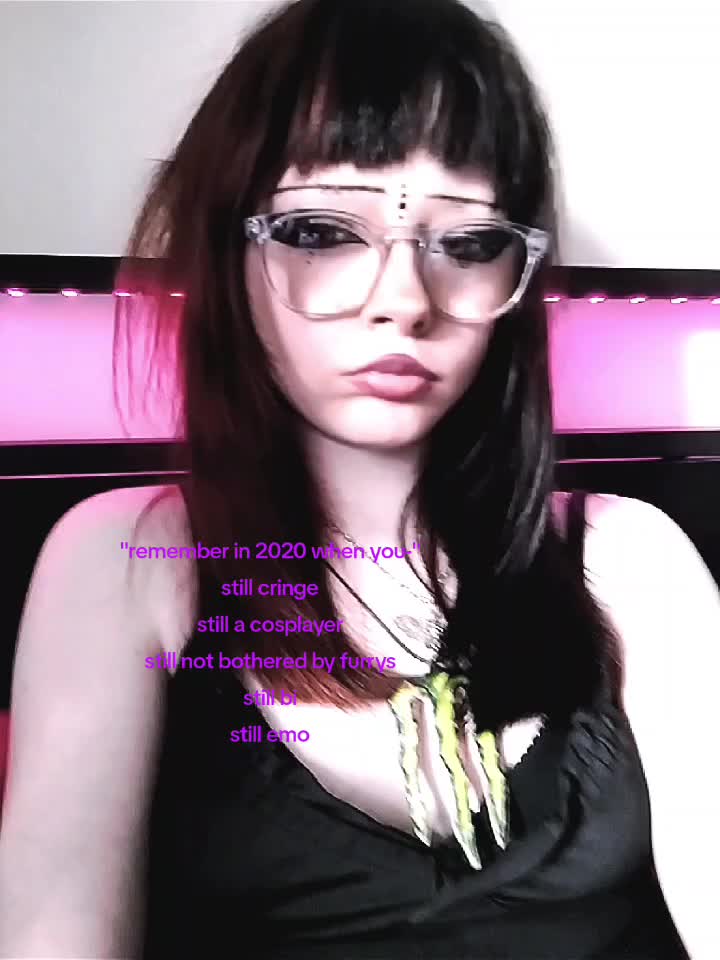 @_phoebe_