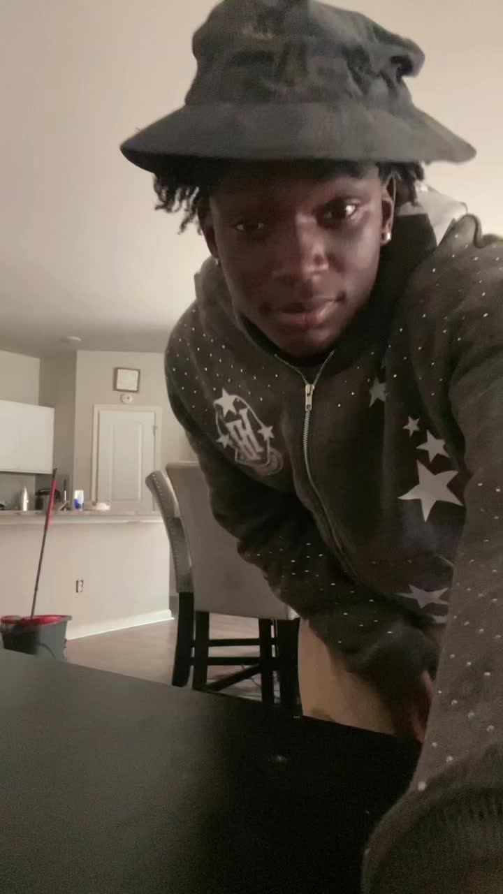 @tripouttravvv