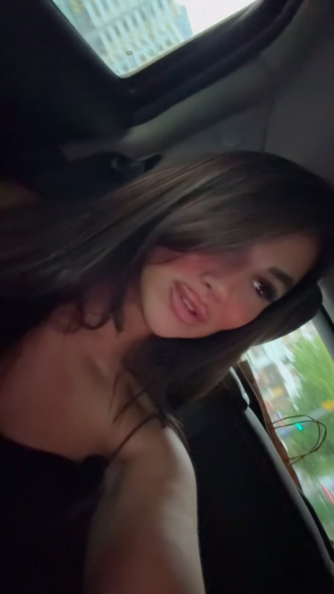 @Fey