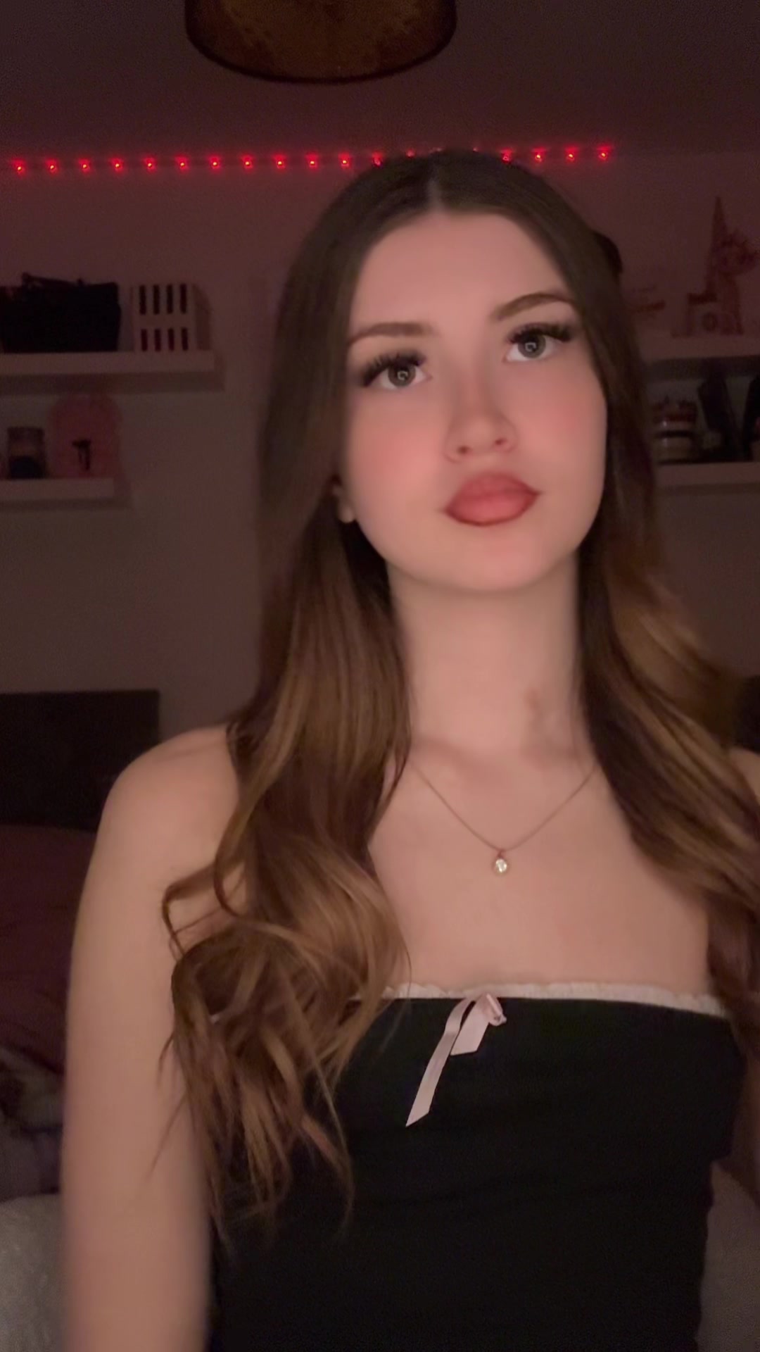 @vee