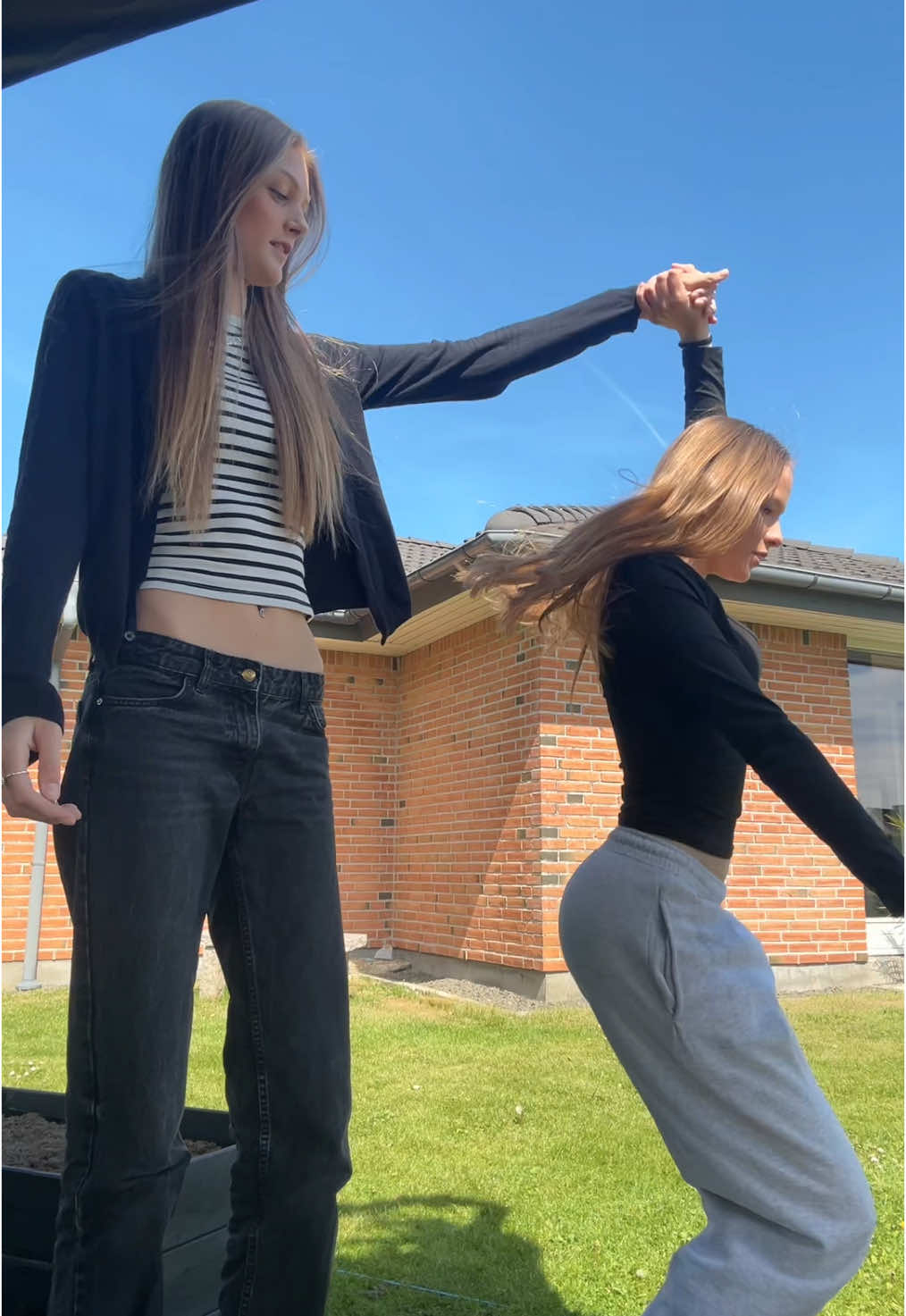 @SARAH