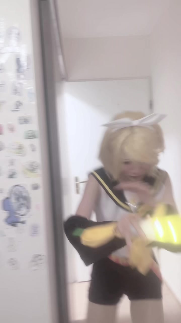 @Aky.cos