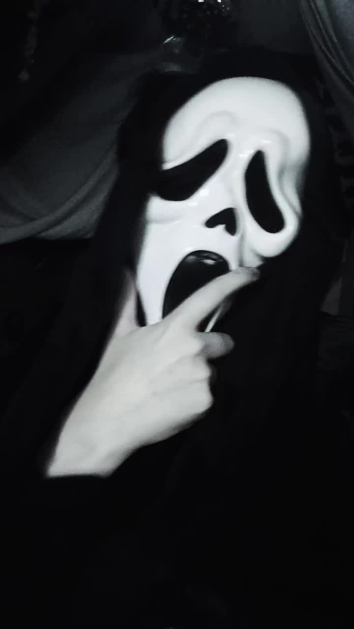 @UrFavGhoul