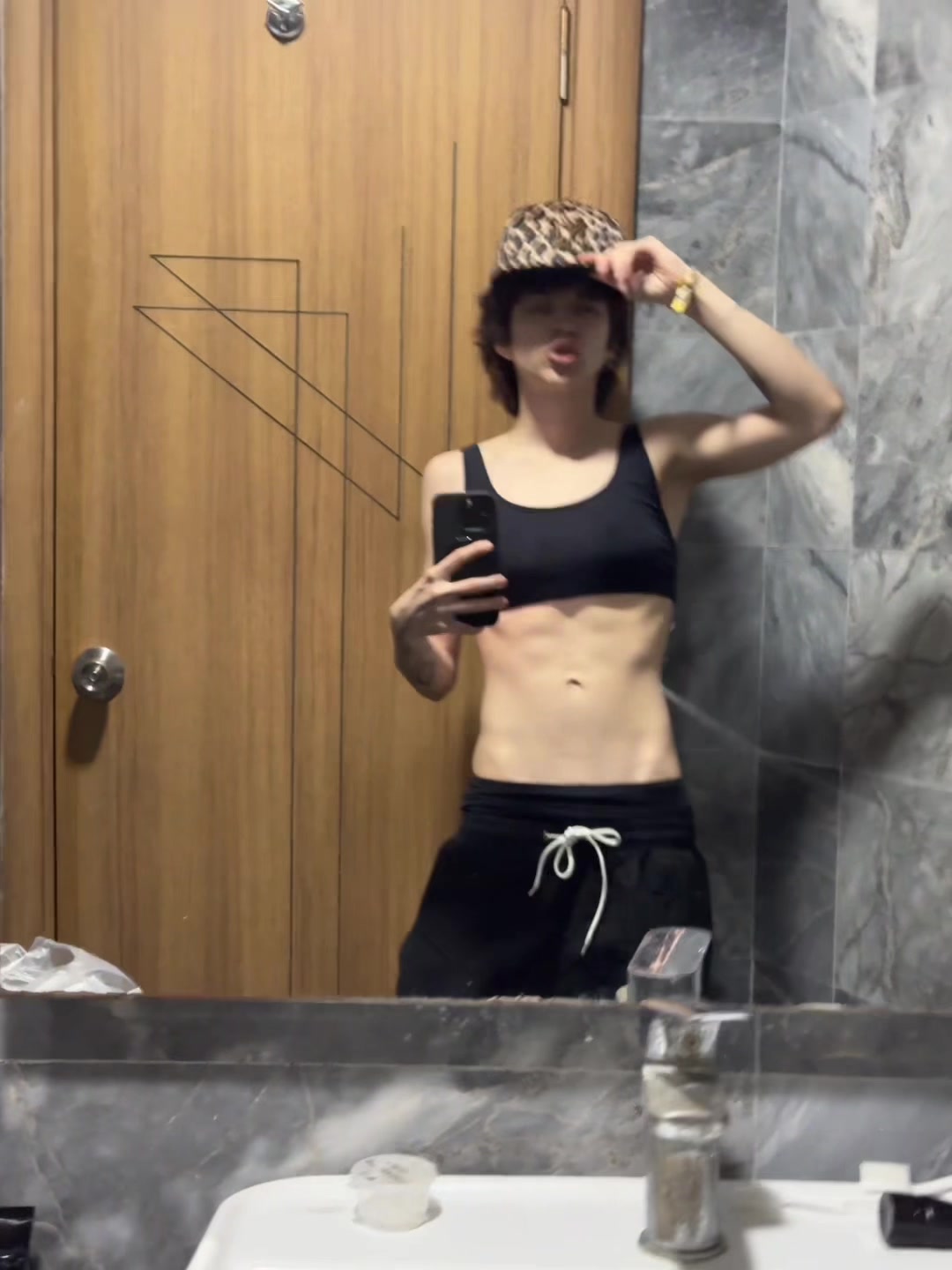 @Адель