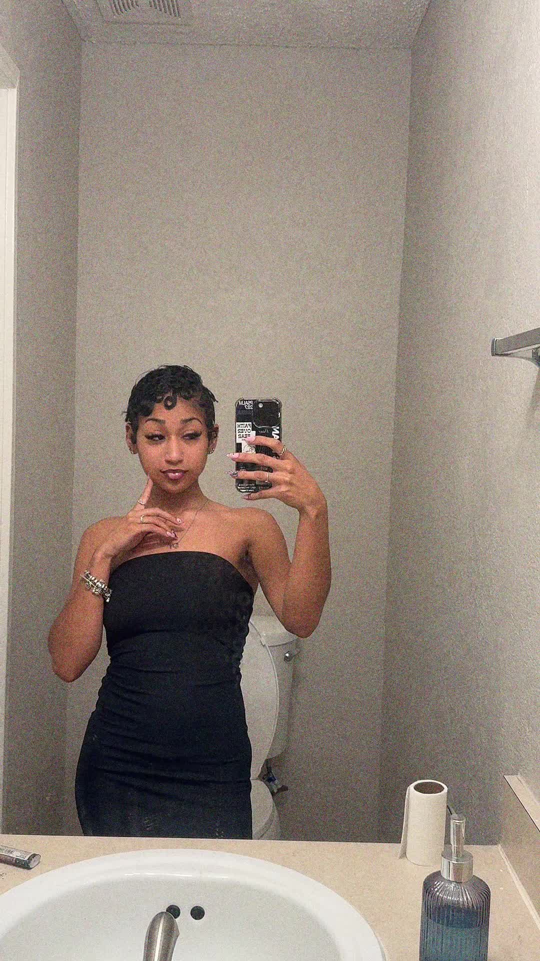 @riaahmaarie