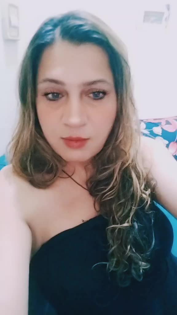 @annu_malik0