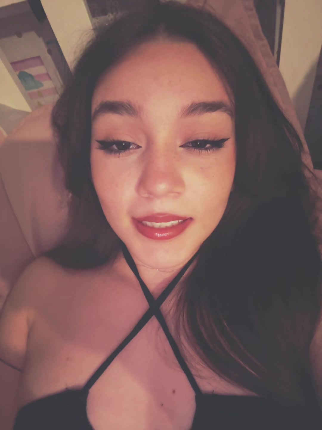 @tenezinha
