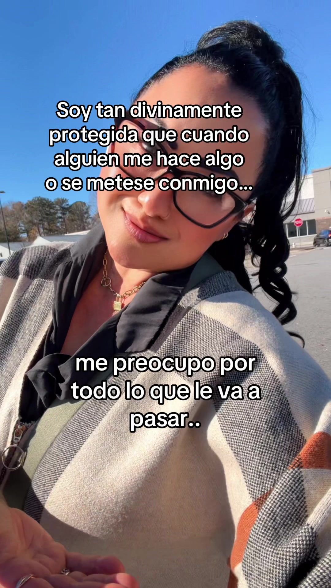 @Laura Maya