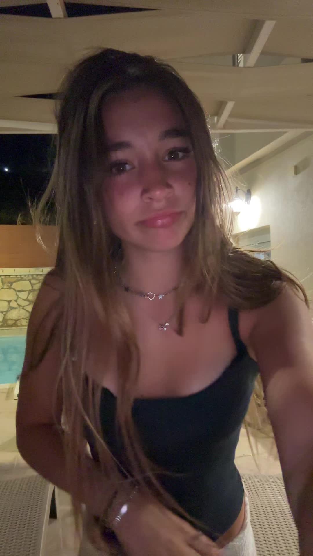 @Cateeee