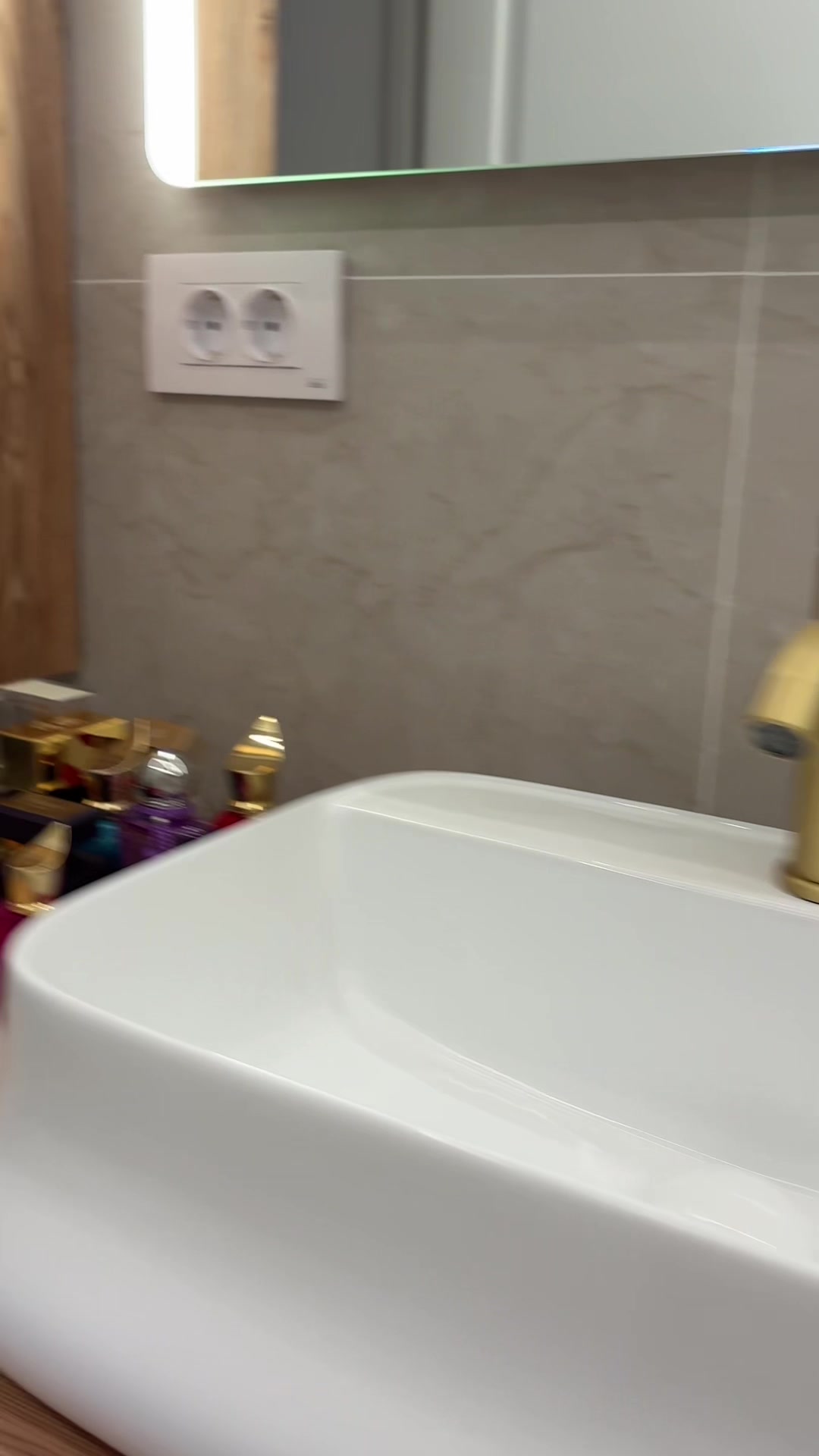 @Debora🦢