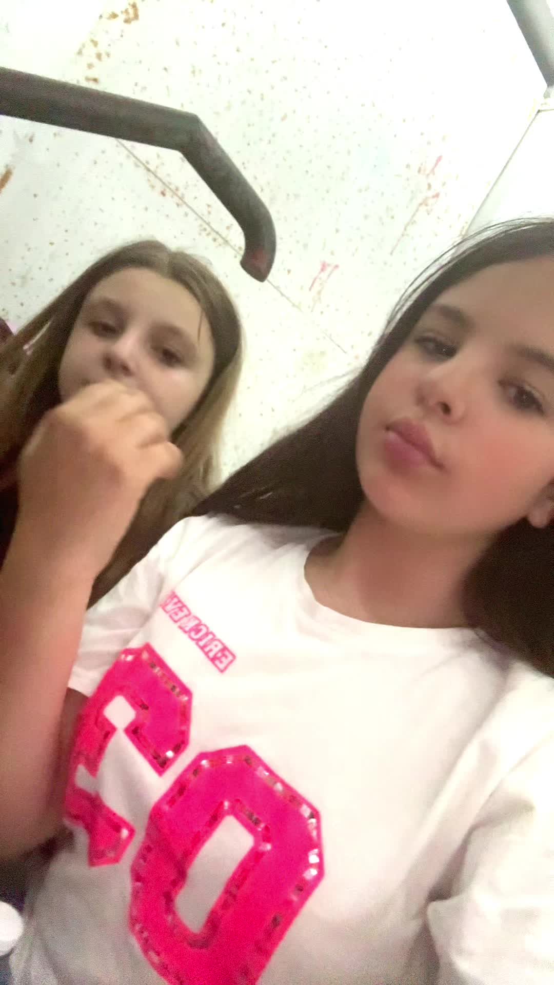@mery