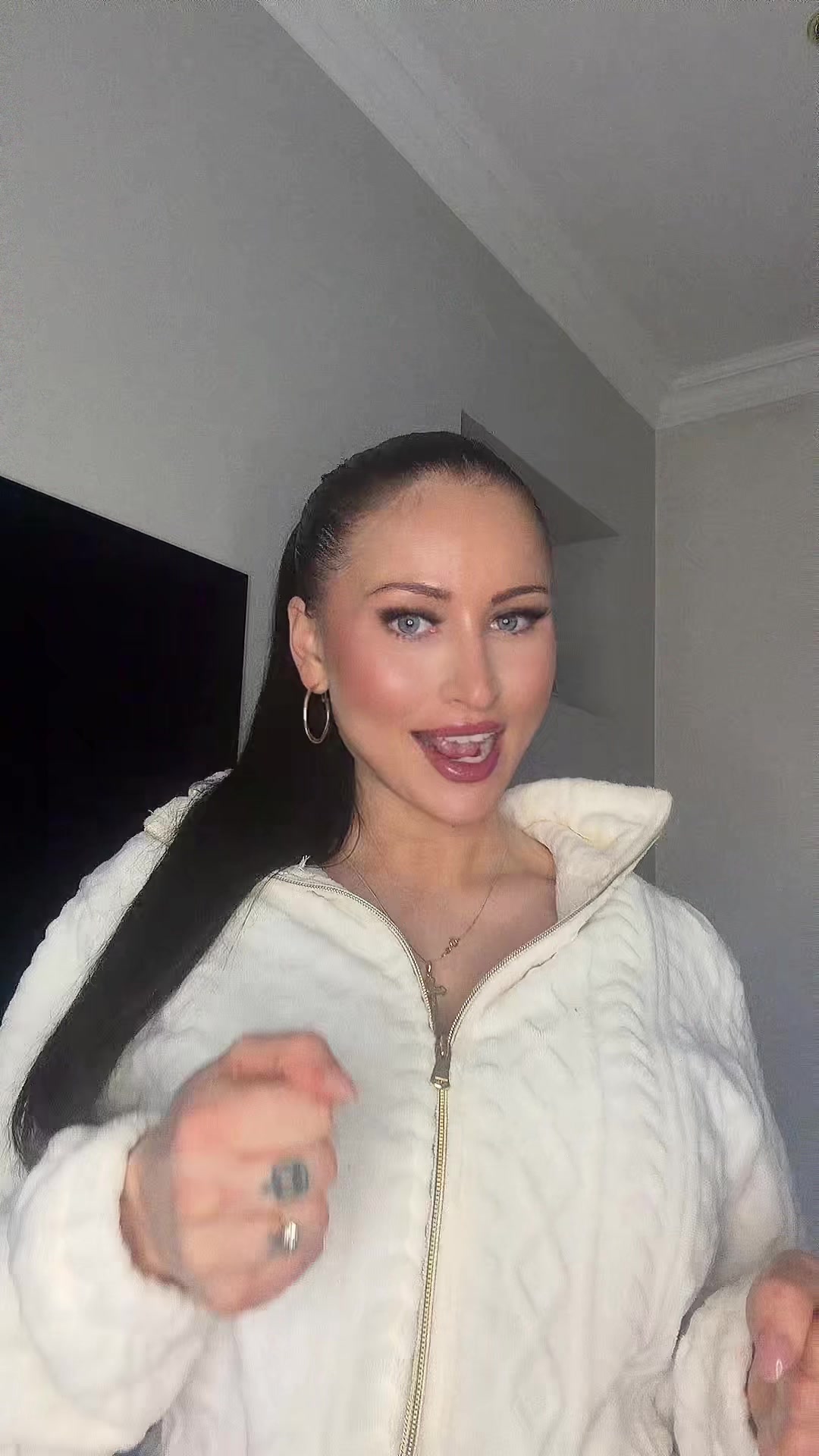 @LALI. K | Larisa