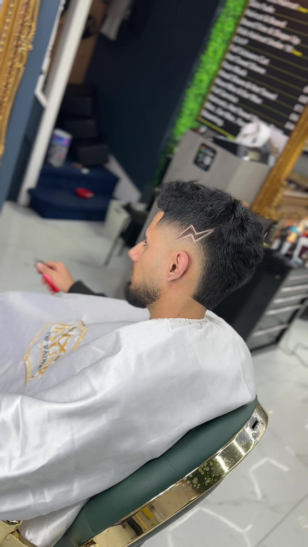 @House of fades