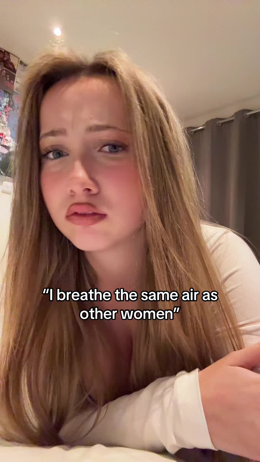 @BumblePheeb ᖭ༏ᖫ🦋