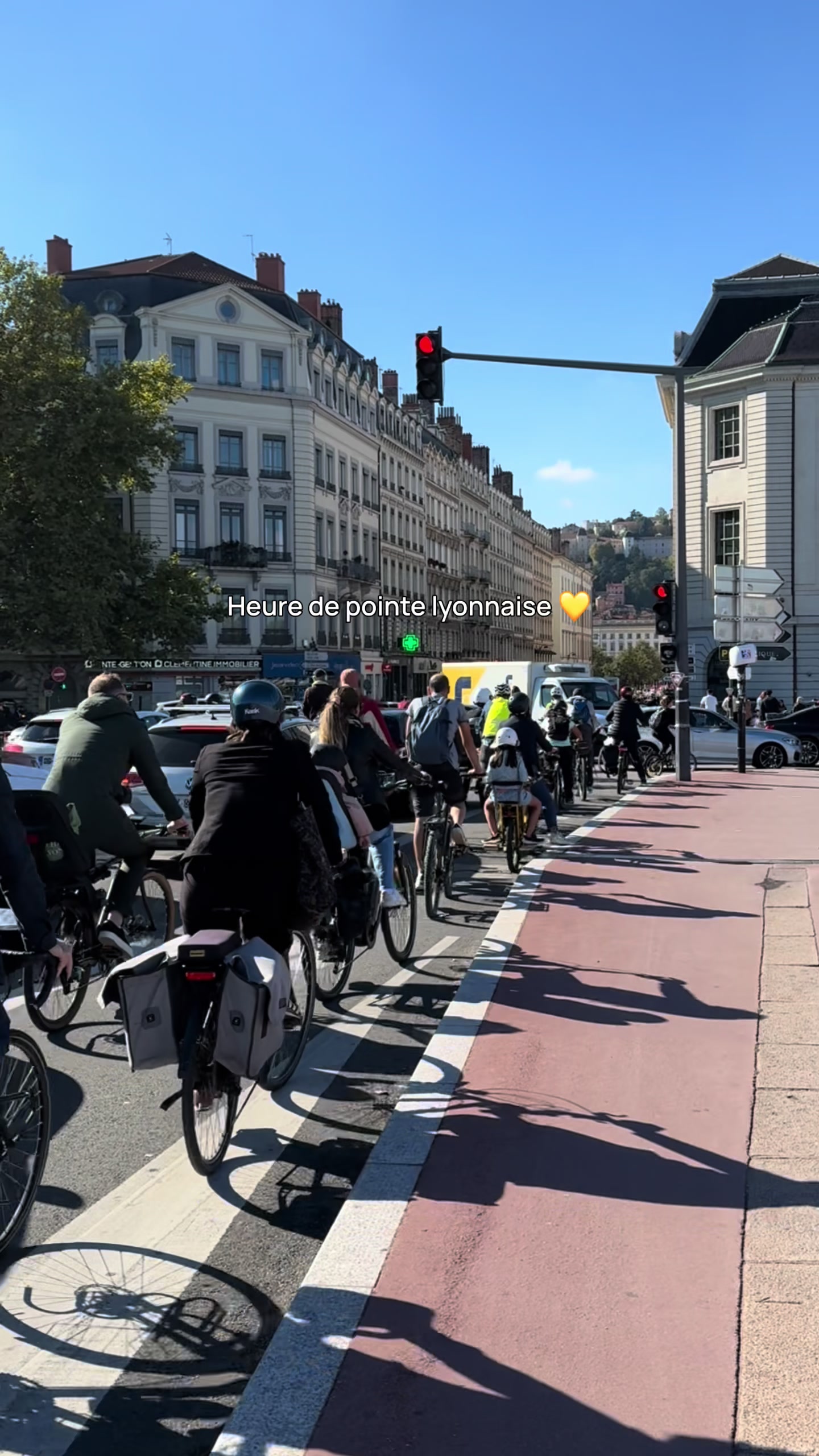 @Pour Vivre Lyon !