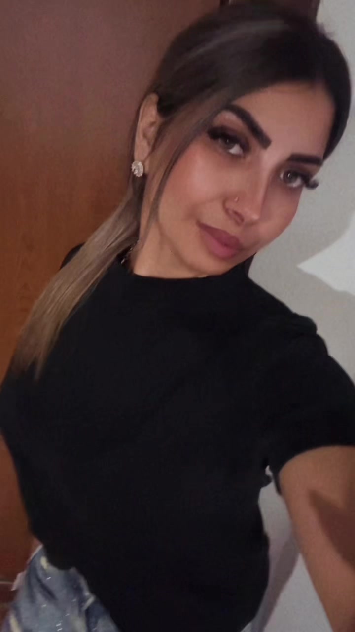 @Simii👩✌🏻