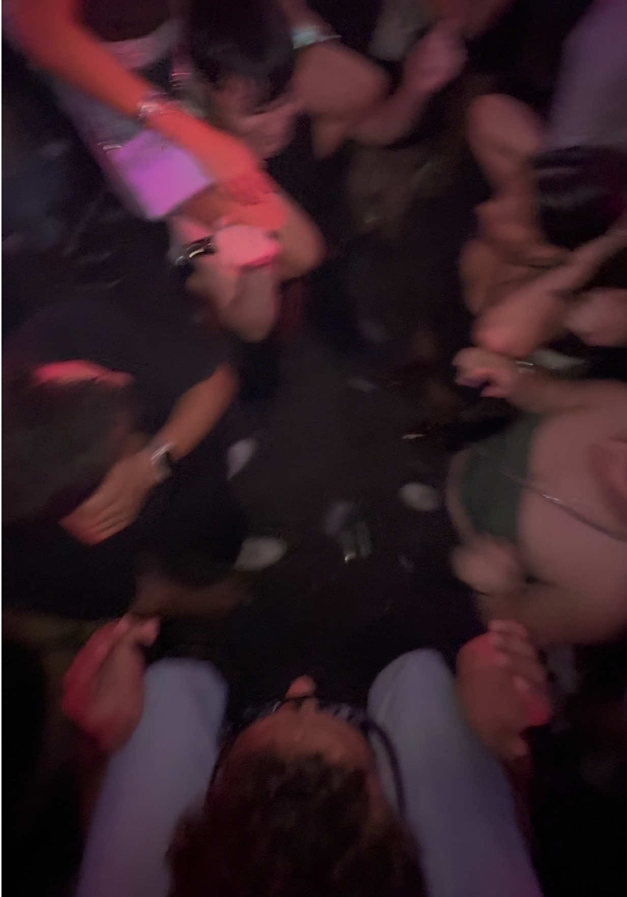 @rooo 🧚🏼&zwj;♀️