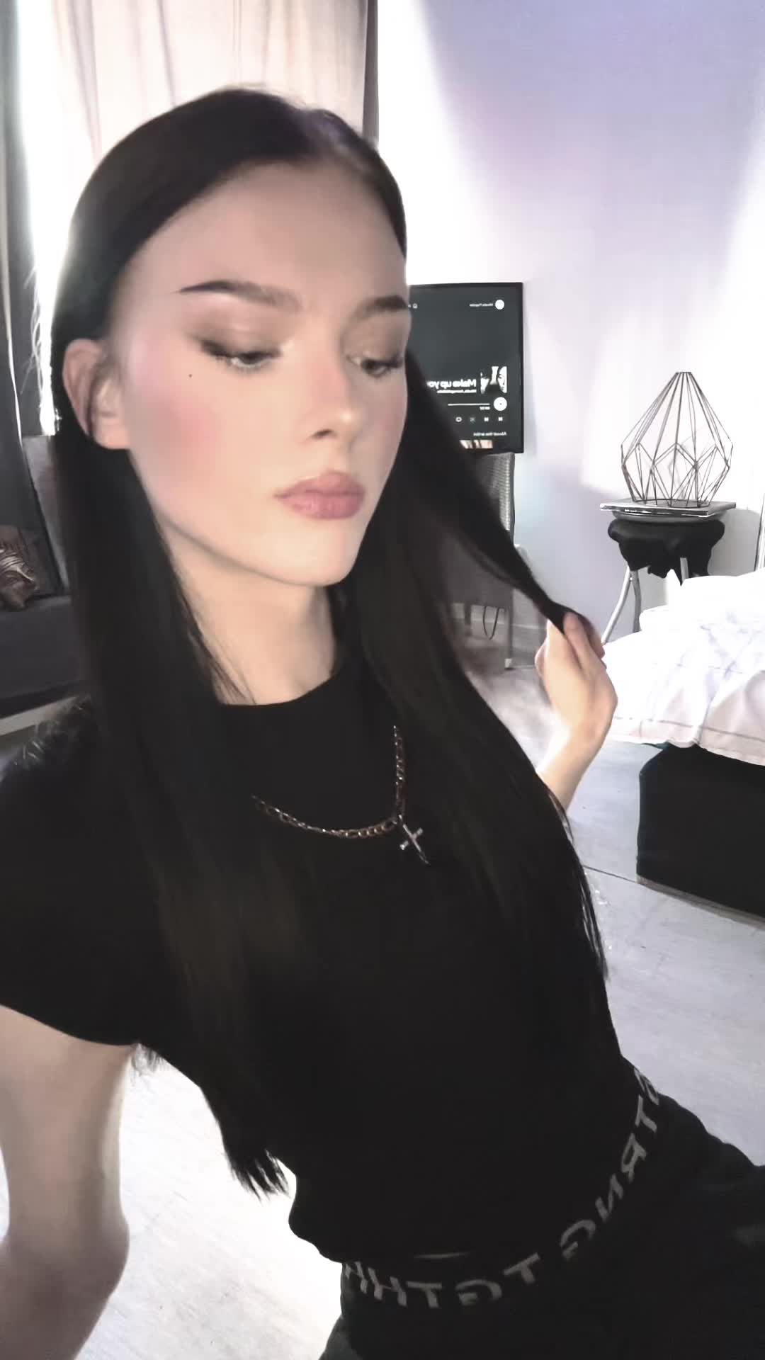 @Nikitakanervala